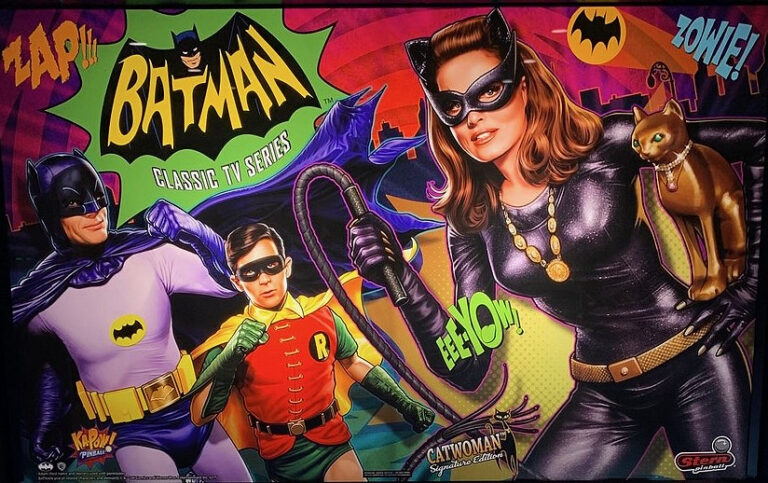 Batman 66 Catwoman Signature Edition_2019 06 01