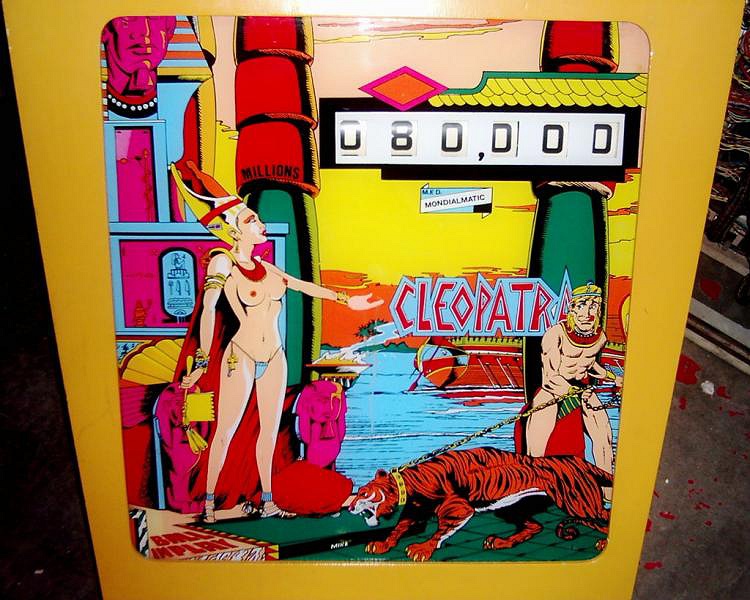 Cleopatra pinball machine (1979)