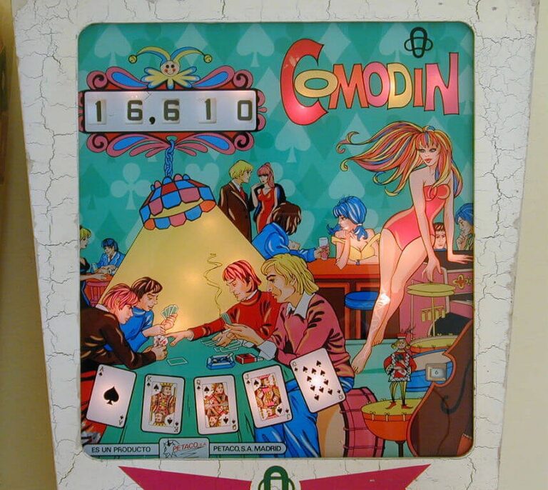 Comodin pinball machine (1972)