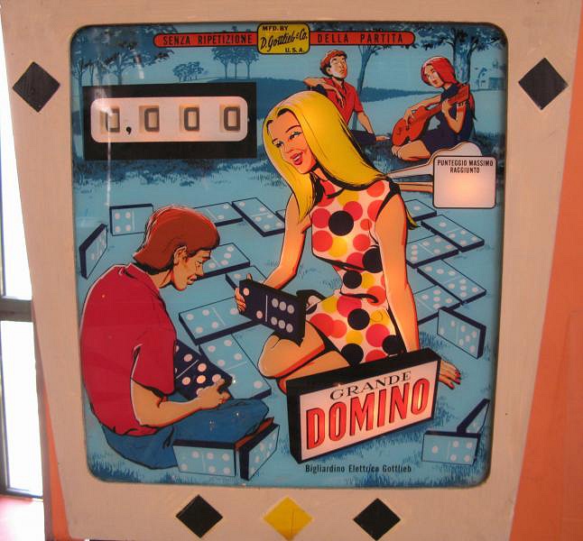 Grande Domino_1968 11 01