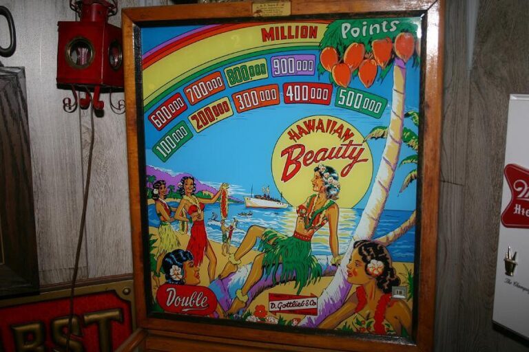 Hawaiian Beauty_1954 05 01