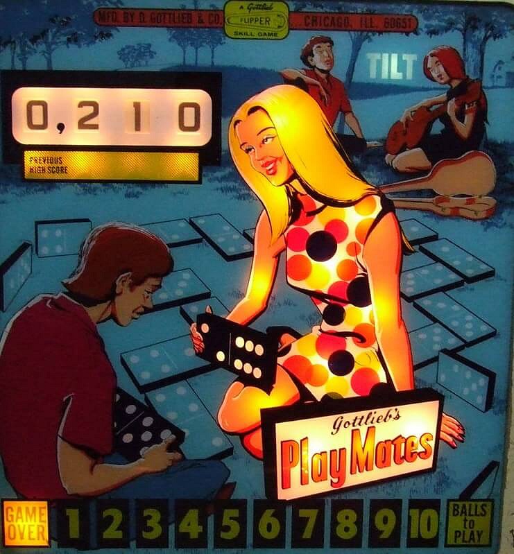 PlayMates_1968 12 01
