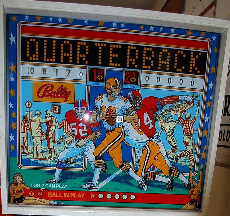 Quarterback pinball machine (1976)