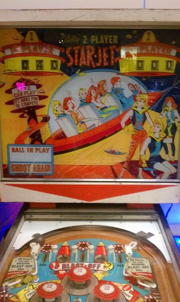 Star Jet pinball machine (1963)
