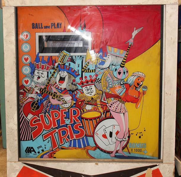Super Tris pinball machine (1979)