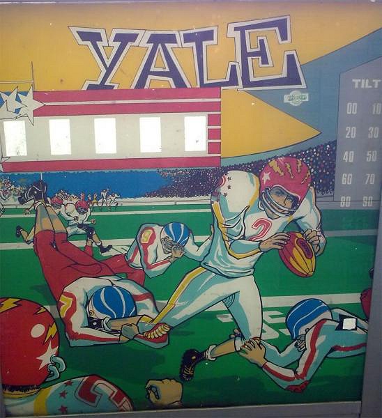 Yale pinball machine (1974)
